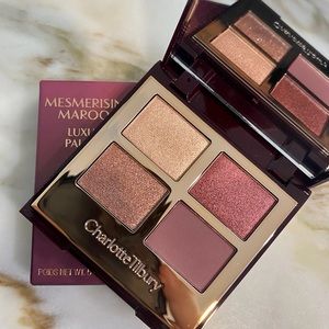 Charlotte Tilbury Palette in Mesmerising Maroon